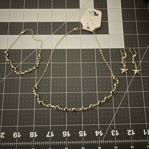 Elegant Gold laminated and Multicolor Necklace Set